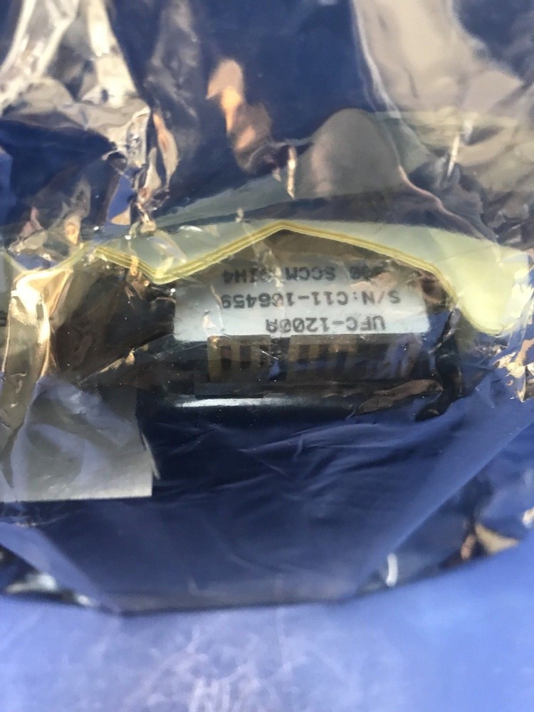 Unit UFC-1200A Mass Flow Controller, SIH4, 300 SCCM Refurbished