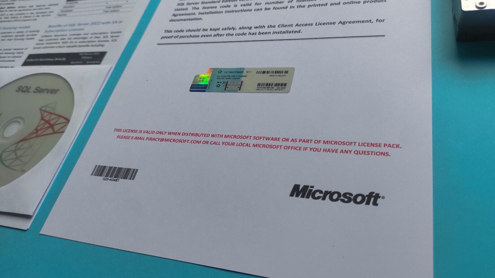 SQL Server 2022 Standard 24 Core Unlimited User CAL License, DVD & CoA