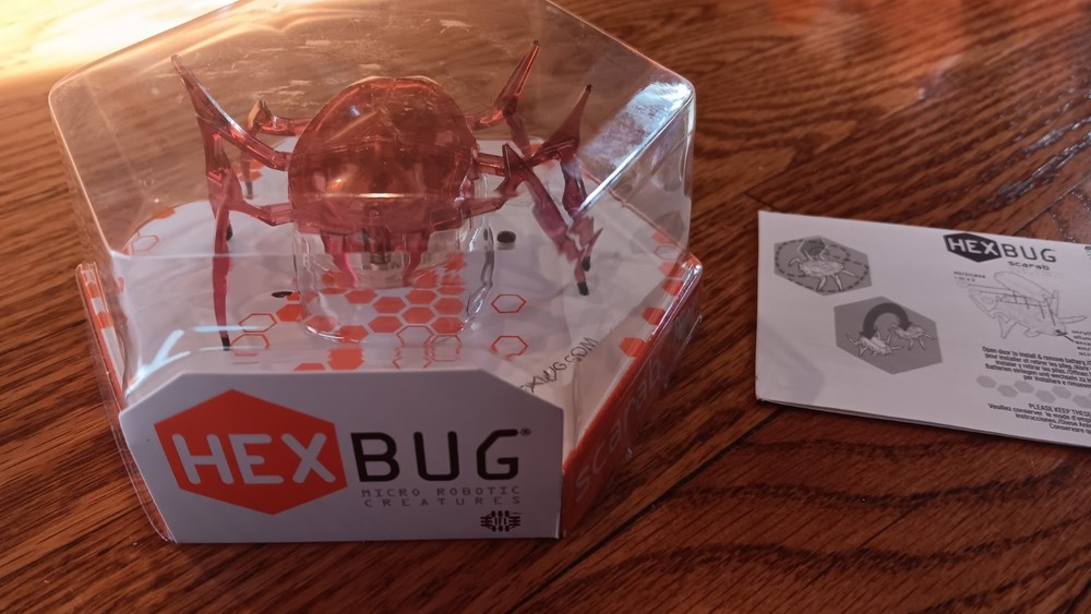 Hexbug Scarab Micro Robotic Creature. Red. Flipping. Hex Bug. Original Packaging