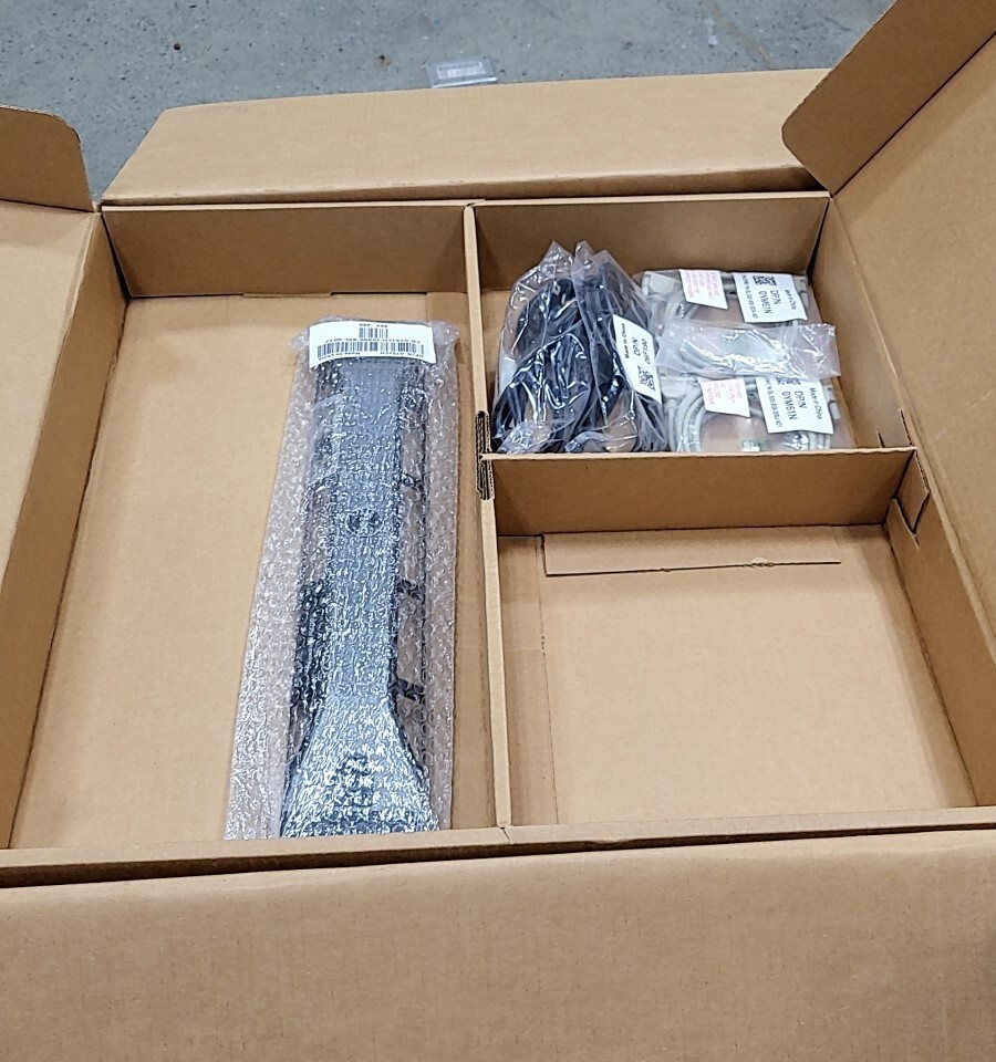 NEW OPEN BOX DELL EQUALLOGIC PS6210 iSCSI E04J 24-Bay Storage Array SEE NOTES