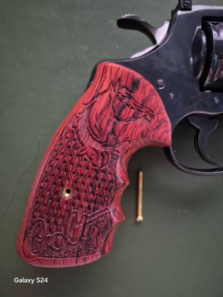 Colt Python grips Old or New E/I frame,Python re-designed 2020,Handmade Thailand