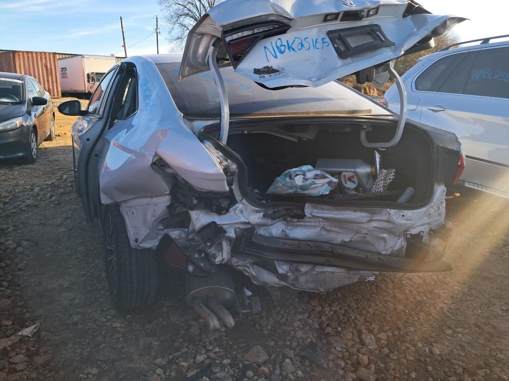 Console Front Floor Fits 19-21 JETTA 4896176