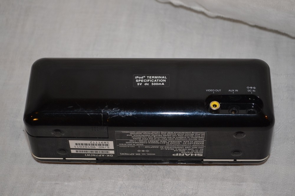 Sharp i-Elegance Music System for i-Pod DK-AP7N(W)