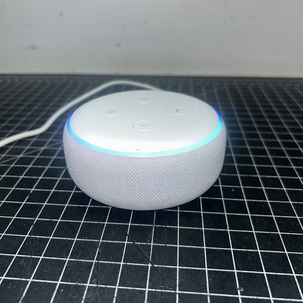 Amazon Echo Dot 3rd Generation White Smart Speaker 36EBT3 Cord Included Tested