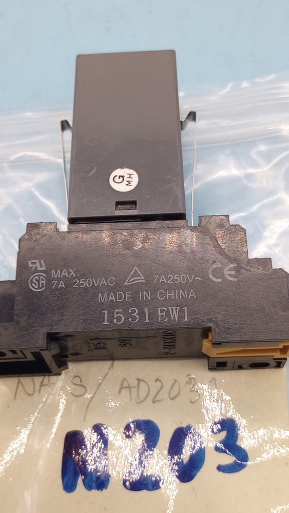 NAIS AD2032 CDF Time Delay Relay (TIME 3 SEC, INPUT 24 V DC 2A ,250V+ SOCKET