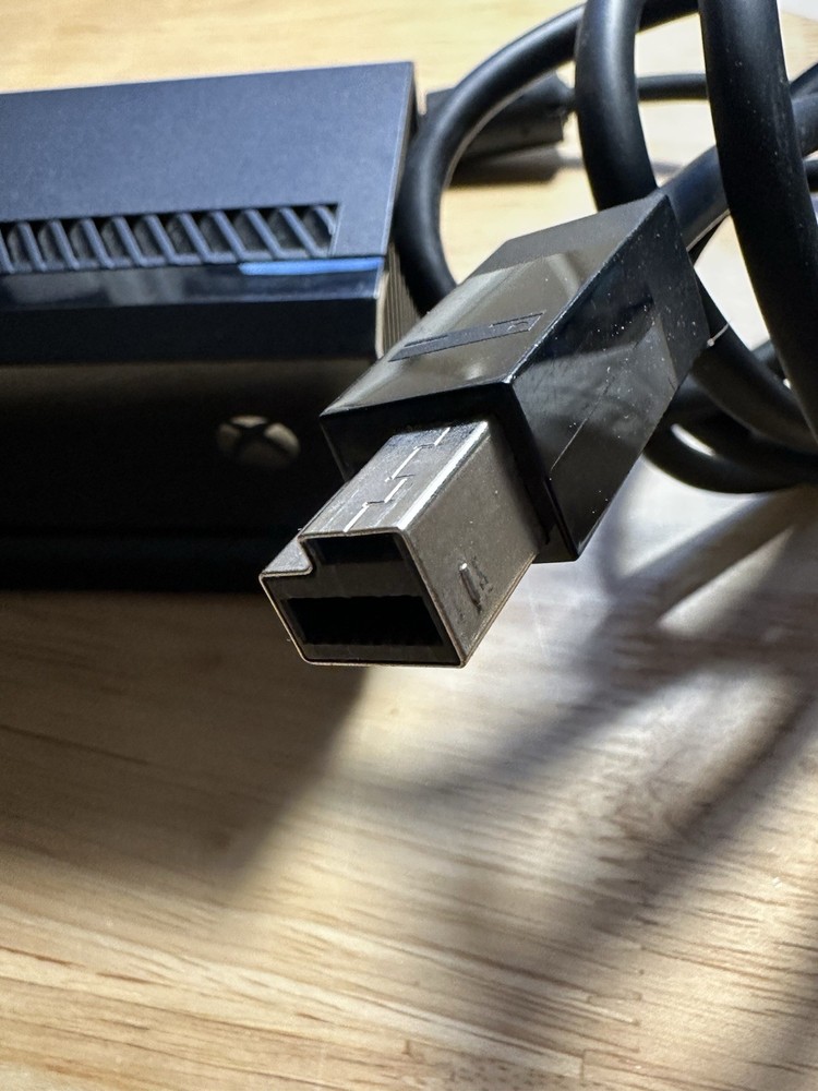 Microsoft Xbox One Kinect Sensor Model Number 1520 Black