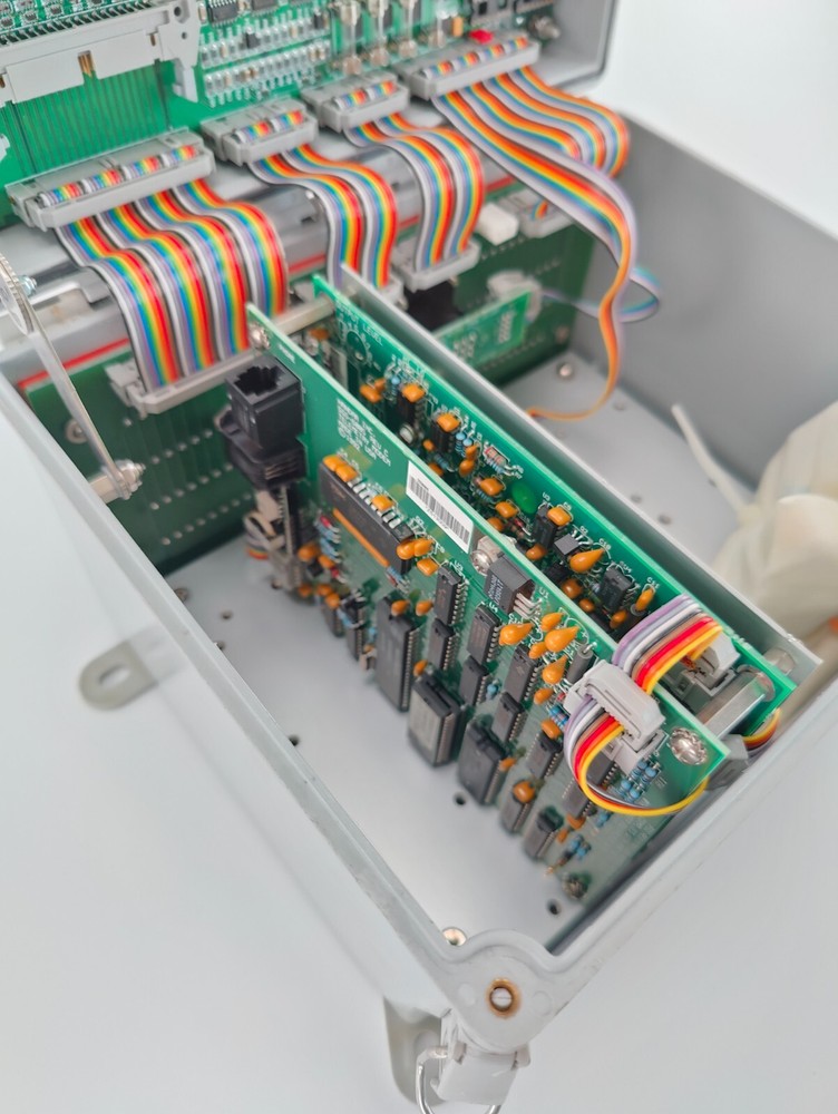 Vaisala Handar Model 555 Data Collection Platform