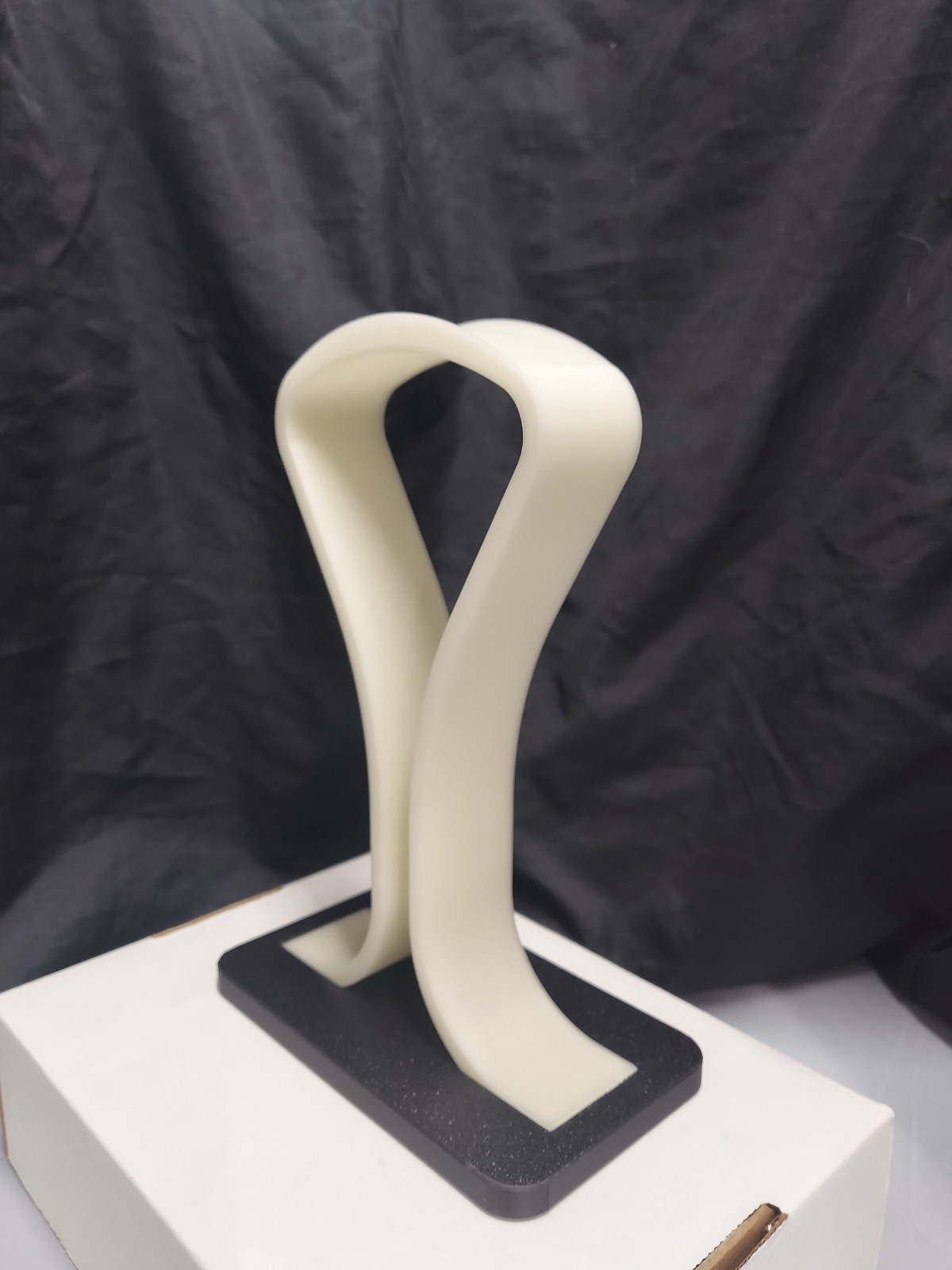 Modern Design Headphone Stand Office Gaming Music Free Shipping Glow In Dark