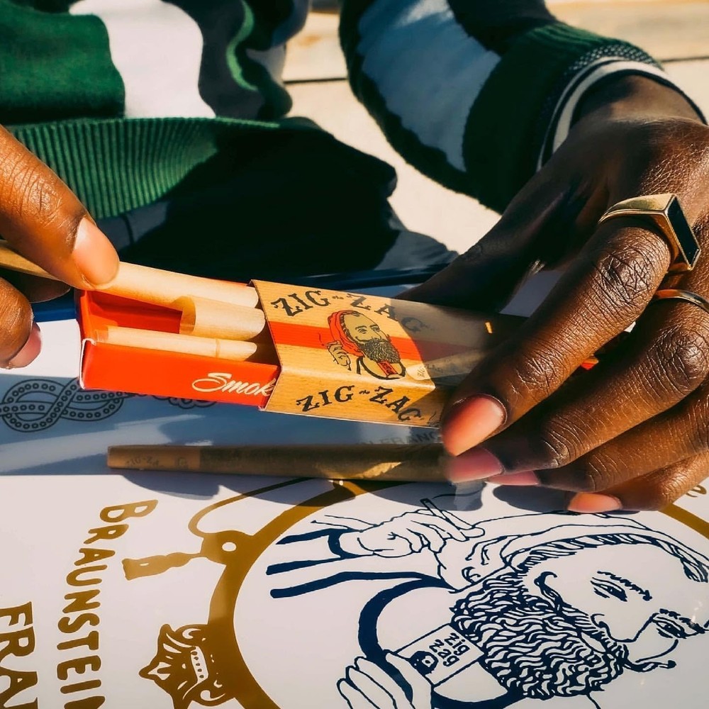 Natural 250 Unbleached Filter Tips - 5 Booklets, Easy Shape - & Recyclable