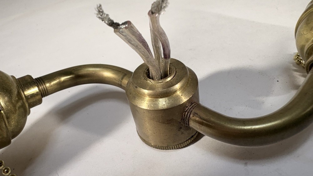 Vintage two light brass bulb pull chain lamp cluster wired K