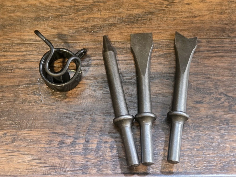 pneumatic air hammer chisel bits and retaining spring