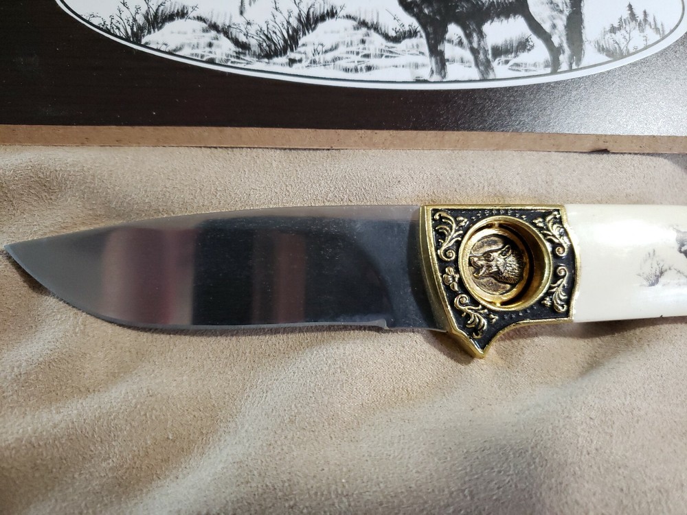 COLLECTOR WOLF KNIFE