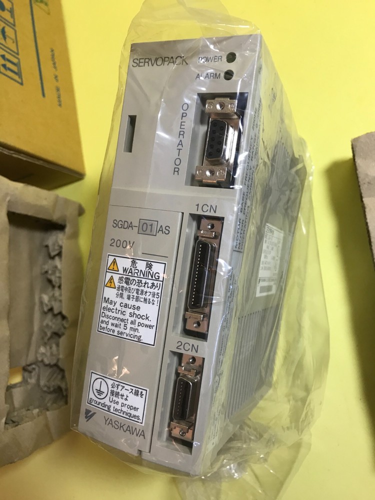 Yaskawa SERVOPACK SGDA-01AS Amplifier Controller NEW