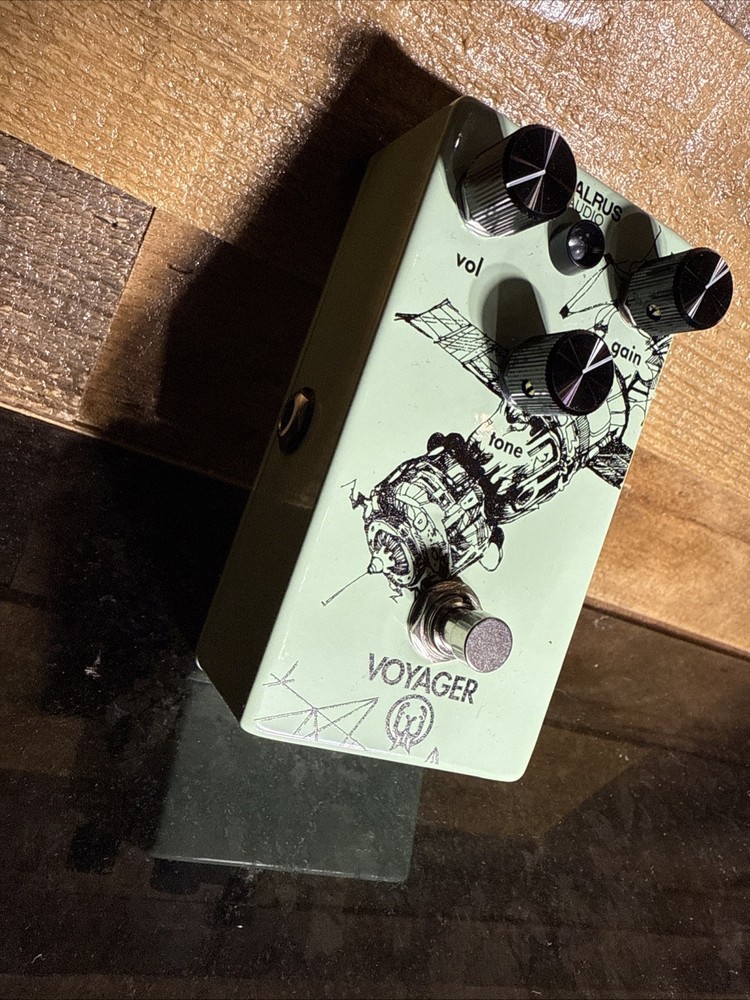 Walrus Audio Voyager Preamp/Overdrive