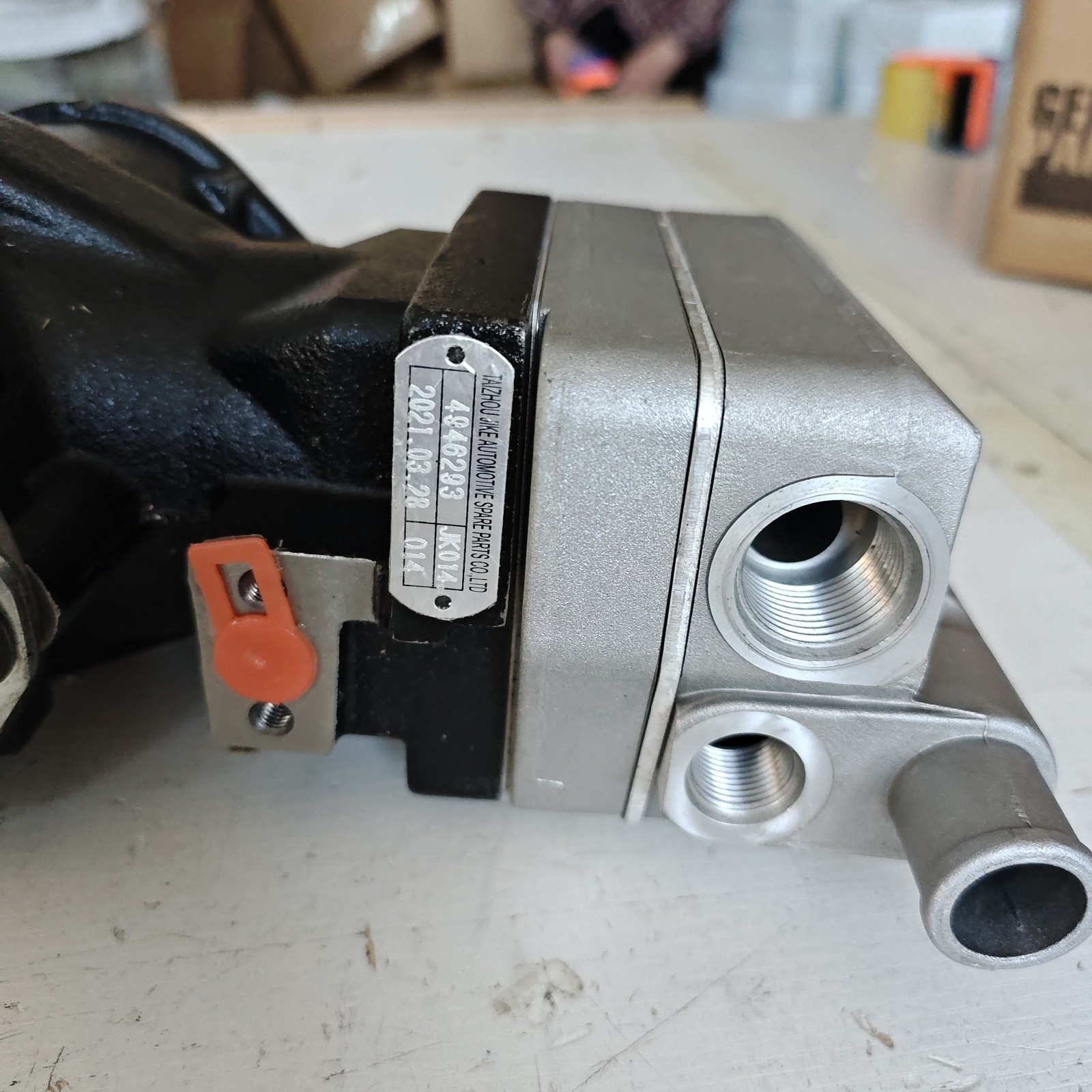 Cummins 5286966RX Air Brake Compressor for 6BT 6BT5.9 Engine 4946293