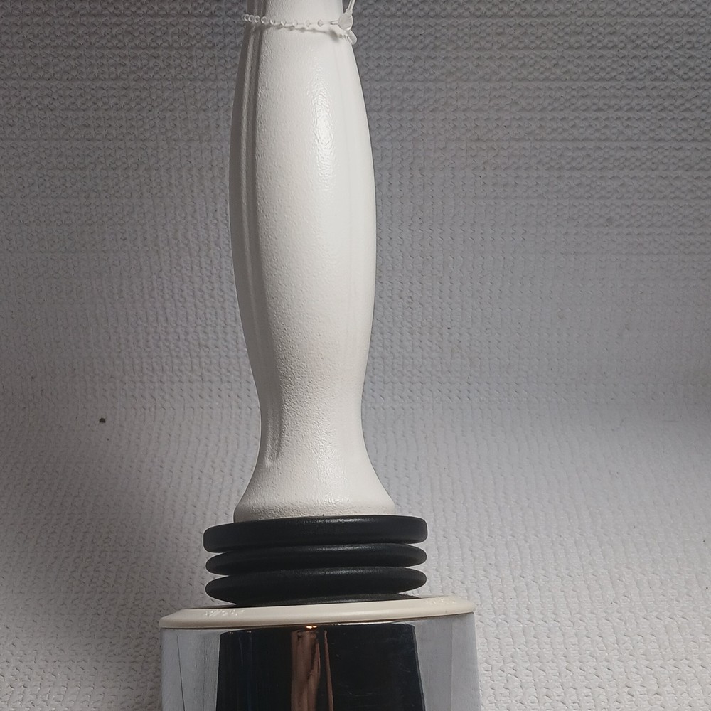 Shake Weight, a specialized dumbbell designed for strength training