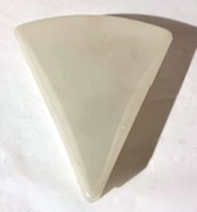 VINTAGE TRIANGULAR INDIVIDUAL 2 PC PIE SLICE CONTAINER DEKA PLASTICS #02 USA