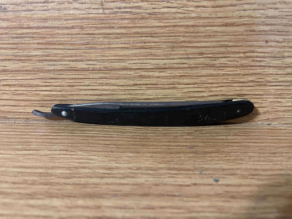 The Torrey Razor Straight Razor