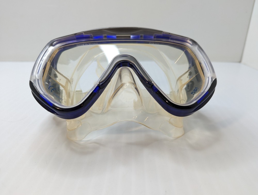 Tusa Visualator Tempered Goggles Scuba Diving Dive Adjustable Strap With Case