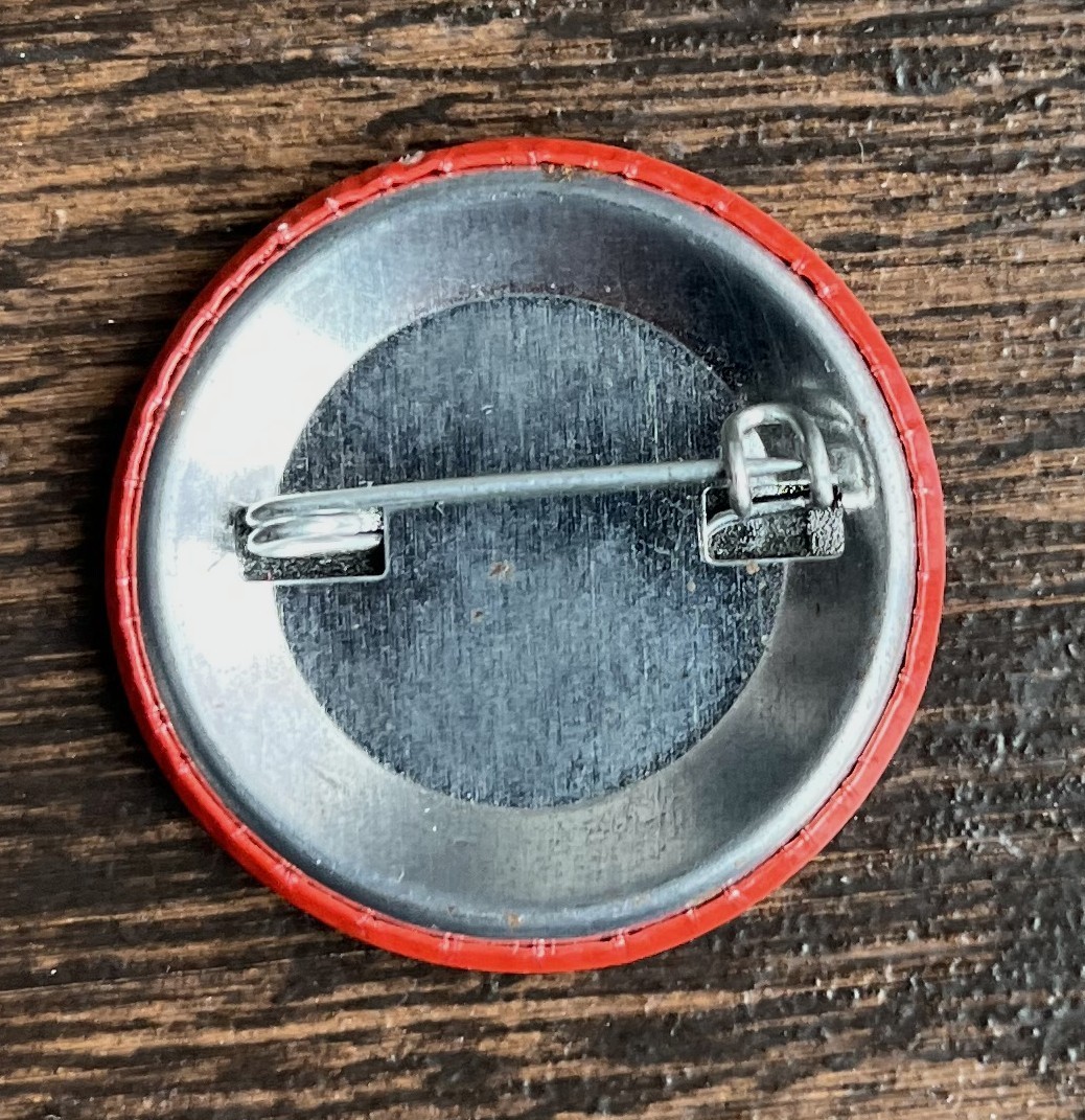 UFW United Farm Workers Viva La Mujer (Long Live Women) pinback button