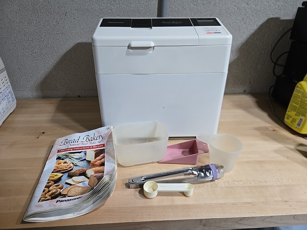 Panasonic SD-BT65P Bread Maker Machine Manual Paddle Basket Cups Extras