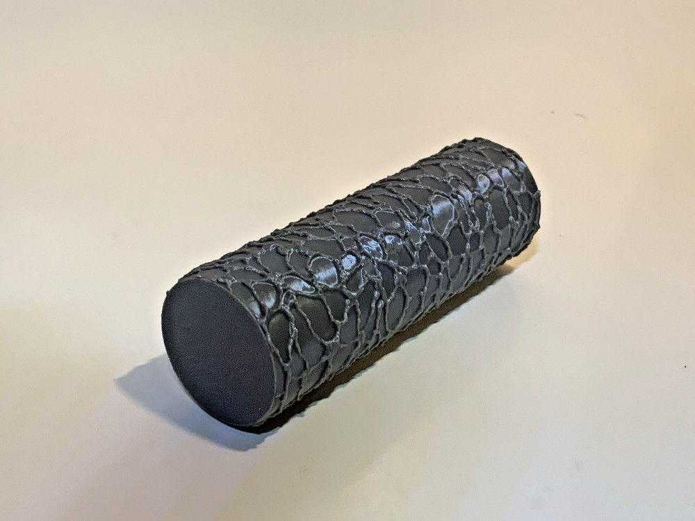 Stone Texture Roller for Model Train Scenery – Random Rock Pattern Tool