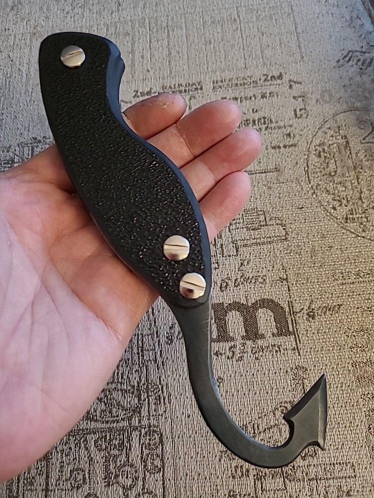 RcaneArtisan Handmade Friction Hook Folder