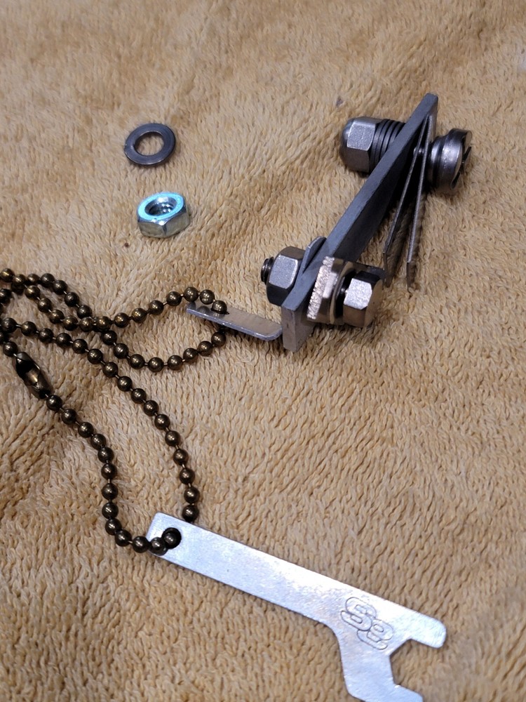 QUICK BREAK HATCHBACK MOUT ANTENNA FOR CB RADIO