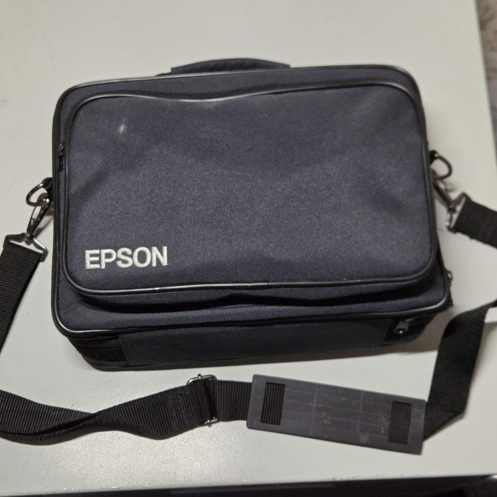 Epson PowerLite 735C LCD Projector W/ Software Cables Remote Case Device Tested