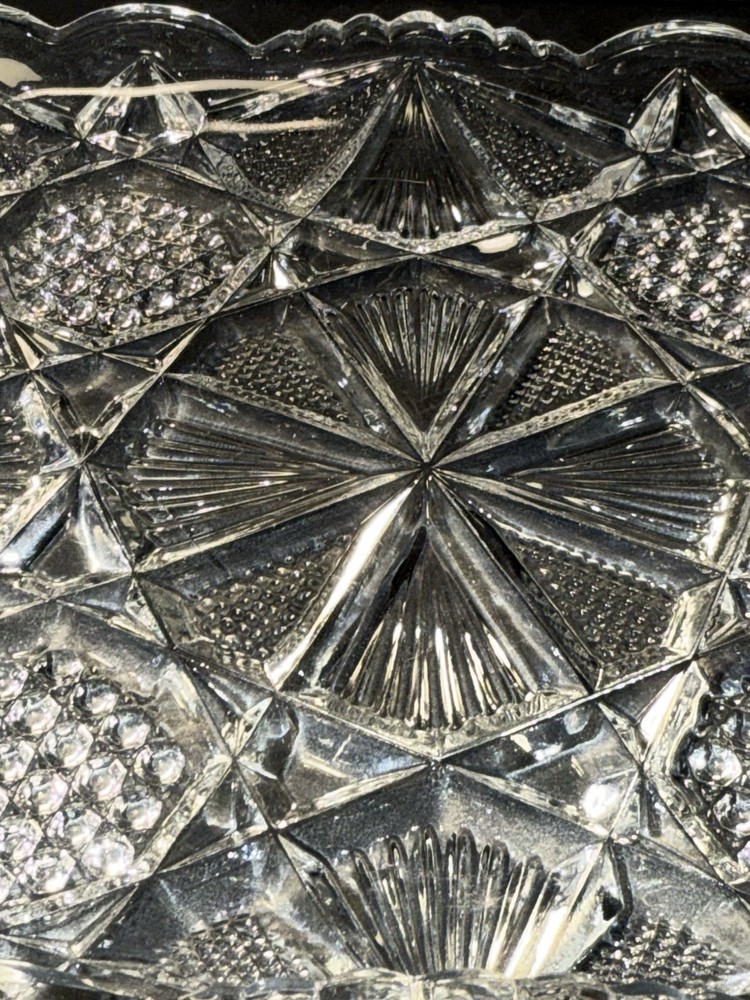 Ornate Glass Tray 7"