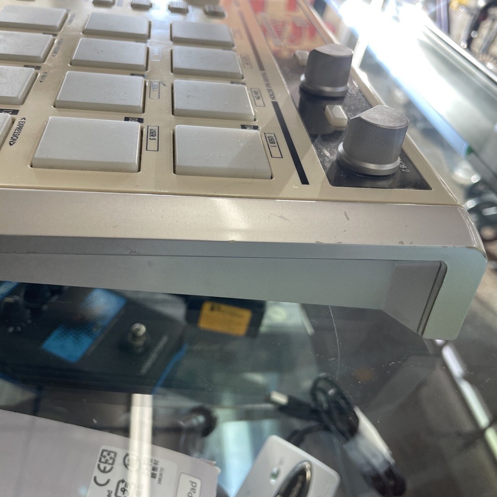 KORG padKONTROL MIDI Studio Controller KPC-1 No Adapter No USB cable