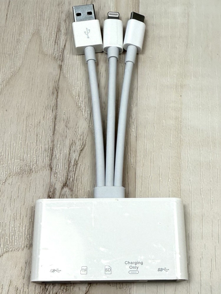 5-in-1 Multi-Function MEMORY CARD READER USB Adapter & SD Reader White NOB NEW