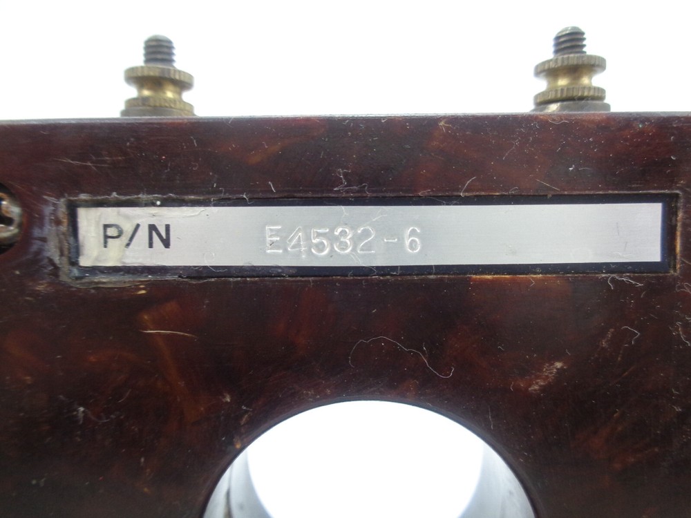 Electromagnetic Square D Model 51 Current Transformer Ratio: 250:5 E4582-6