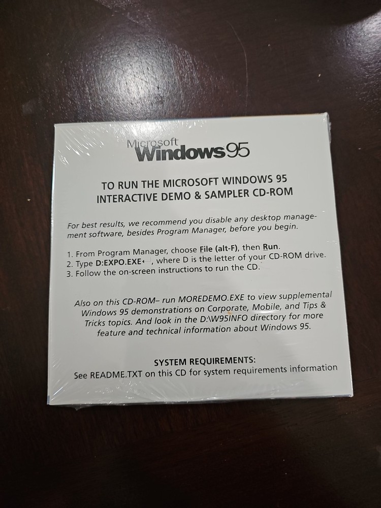 Vintage New Microsoft Windows 95 Interactive Demo & Sampler CD