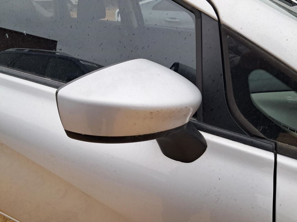 VERSA 2016 Glove Box 4917398