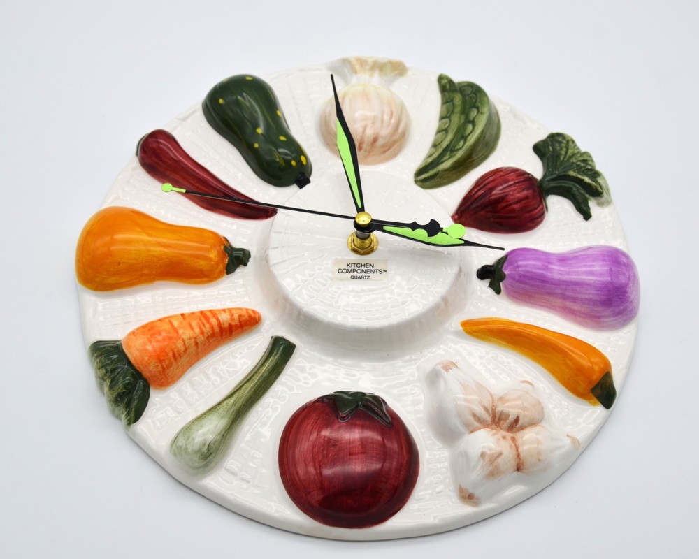 VTG AMC Kitchen Components 3D Vegetable Wall Clock Ceramic Quartz Works