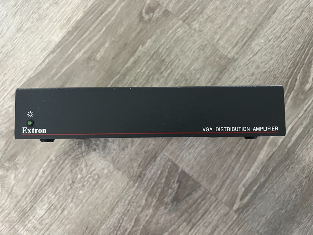 Extron VGA Distribution Amplifier P/2 DA4xi 33-1328-09
