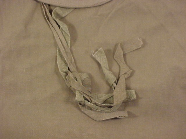 ORIGINAL & MINT Condition M1941 Field Jacket Hood (Size Medium)