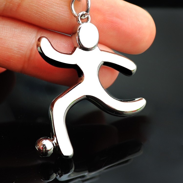 zinc alloy creative soccer player keychain