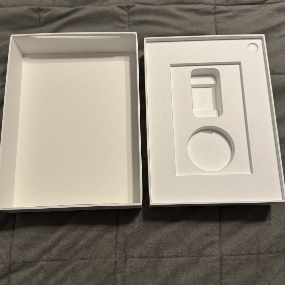 iPad 10th Generation 64GB Replacement Box Only - No Tablet