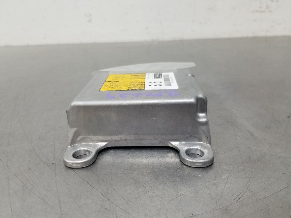15 2015 LEXUS GX460 SRS CONTROL MODULE 8917060A60