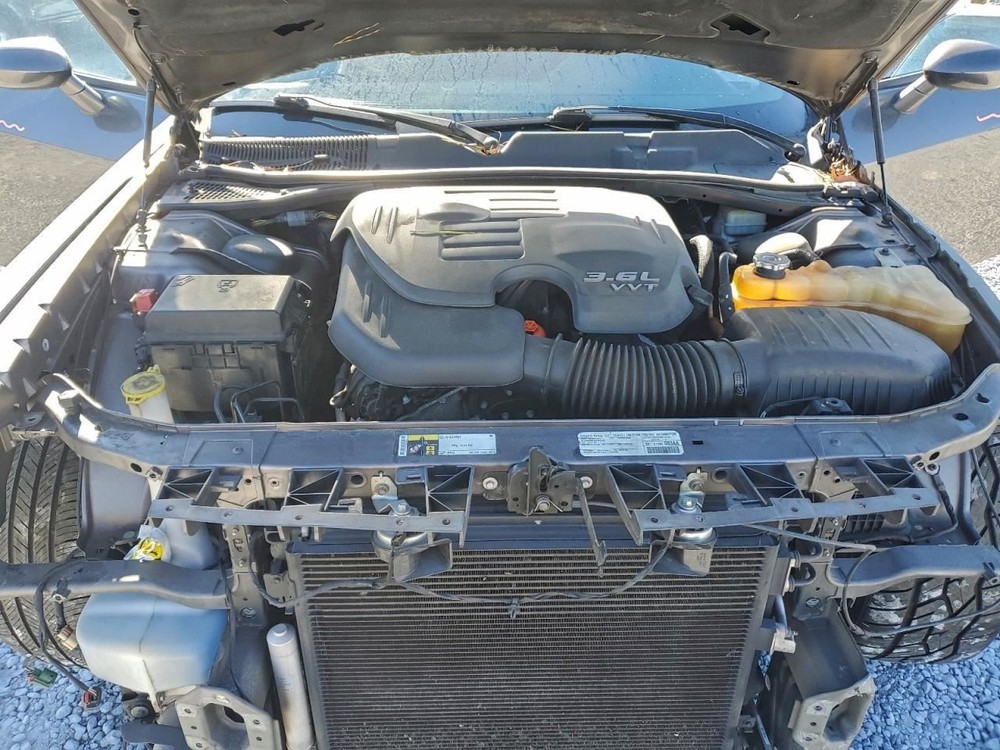 CHALLENGE 2014 Glove Box 4933839