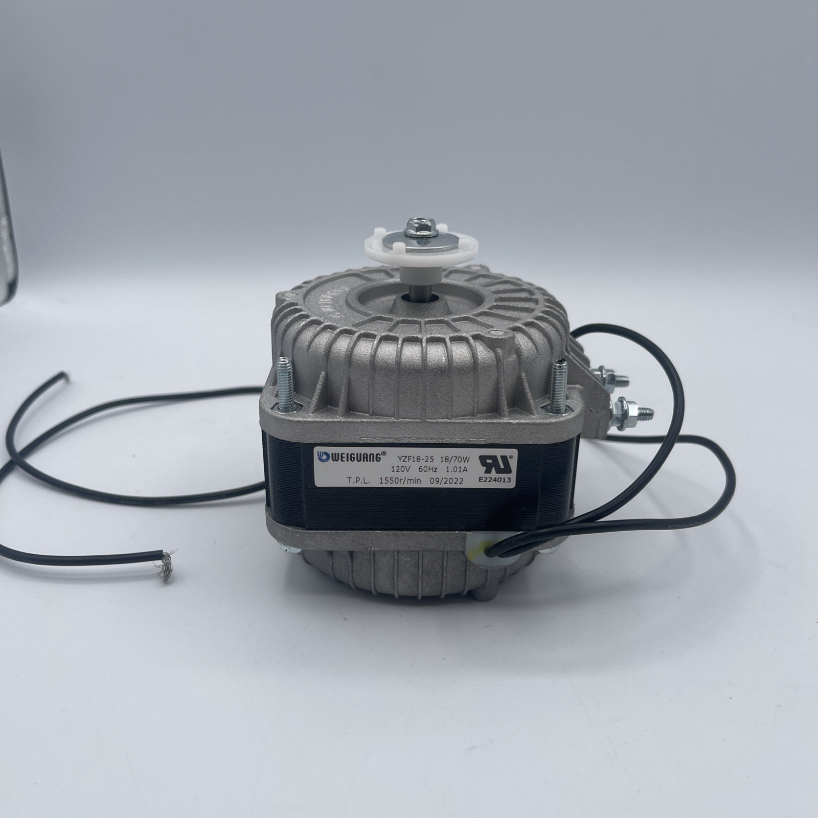 Condenser Fan Motor Part#YZF18-25 18/70W 120V 60Hz 1.01A 1550 r/min