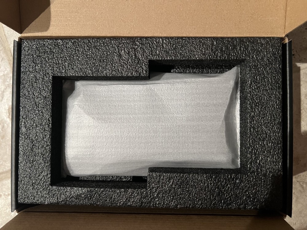 Roland AIRA Compact E-4 Voice Tweaker - MINT - FREE Shipping, Case, Knobs, & Mic