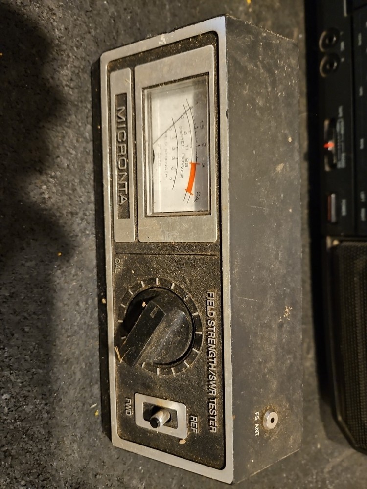 Micronta Field Strength and SWR Tester - No Cords. Untested