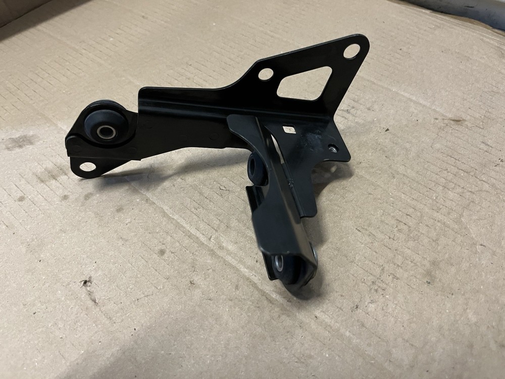 Triumph Sprint 1050 Gt, Abs Pump Bracket  From A 2013 Model