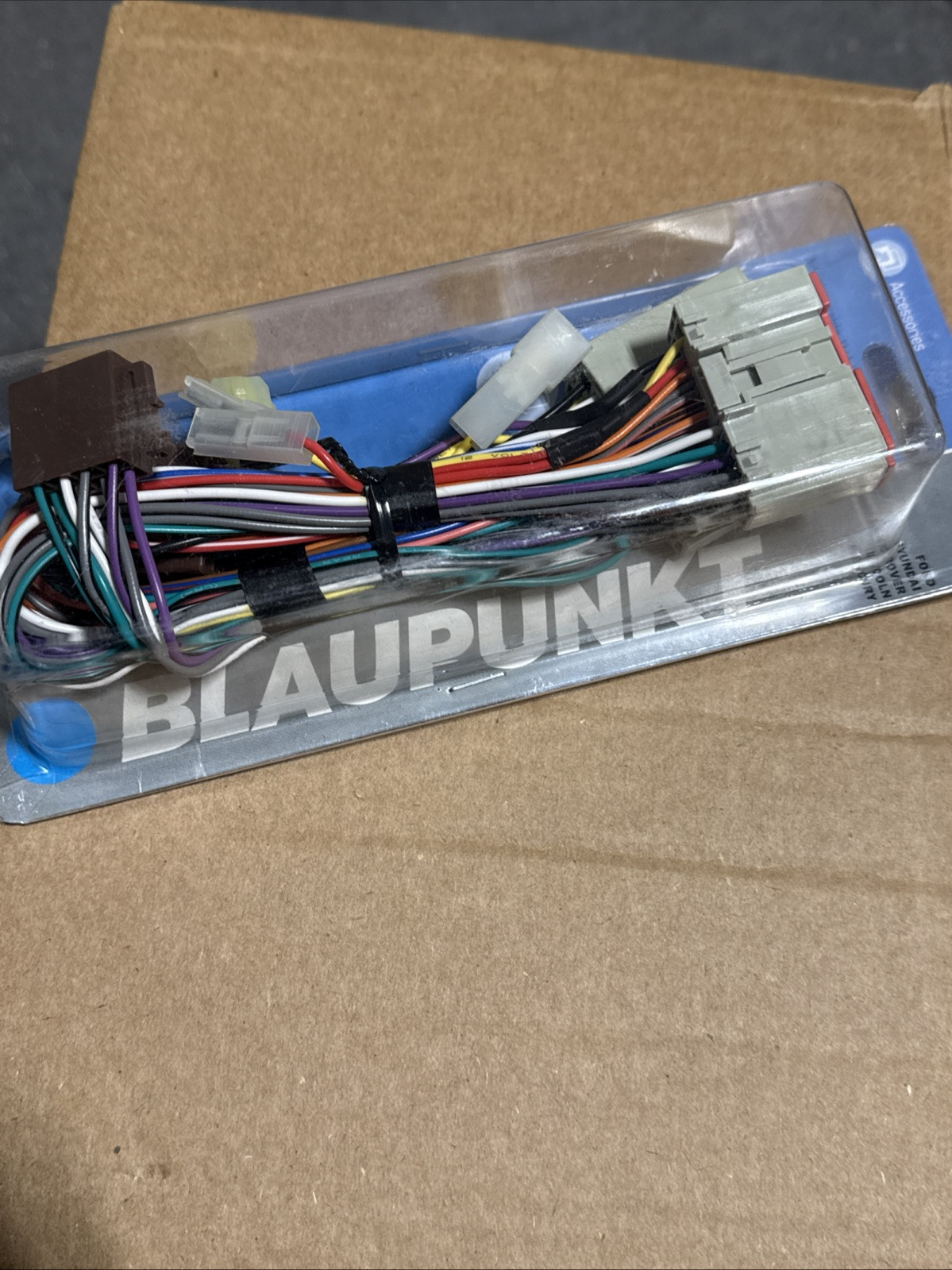 BLAUPUNKT 7607622021-001 Adapter Cable THA/PnP For Ford Hyundai Lincoln Mercury