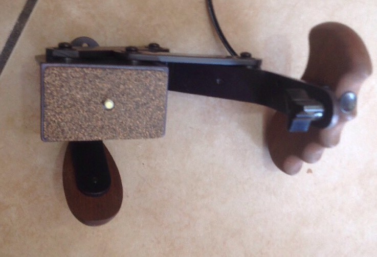 Stroboframe 225 Professional Flash Bracket w/ Diffusalite II & Pro Padded Case