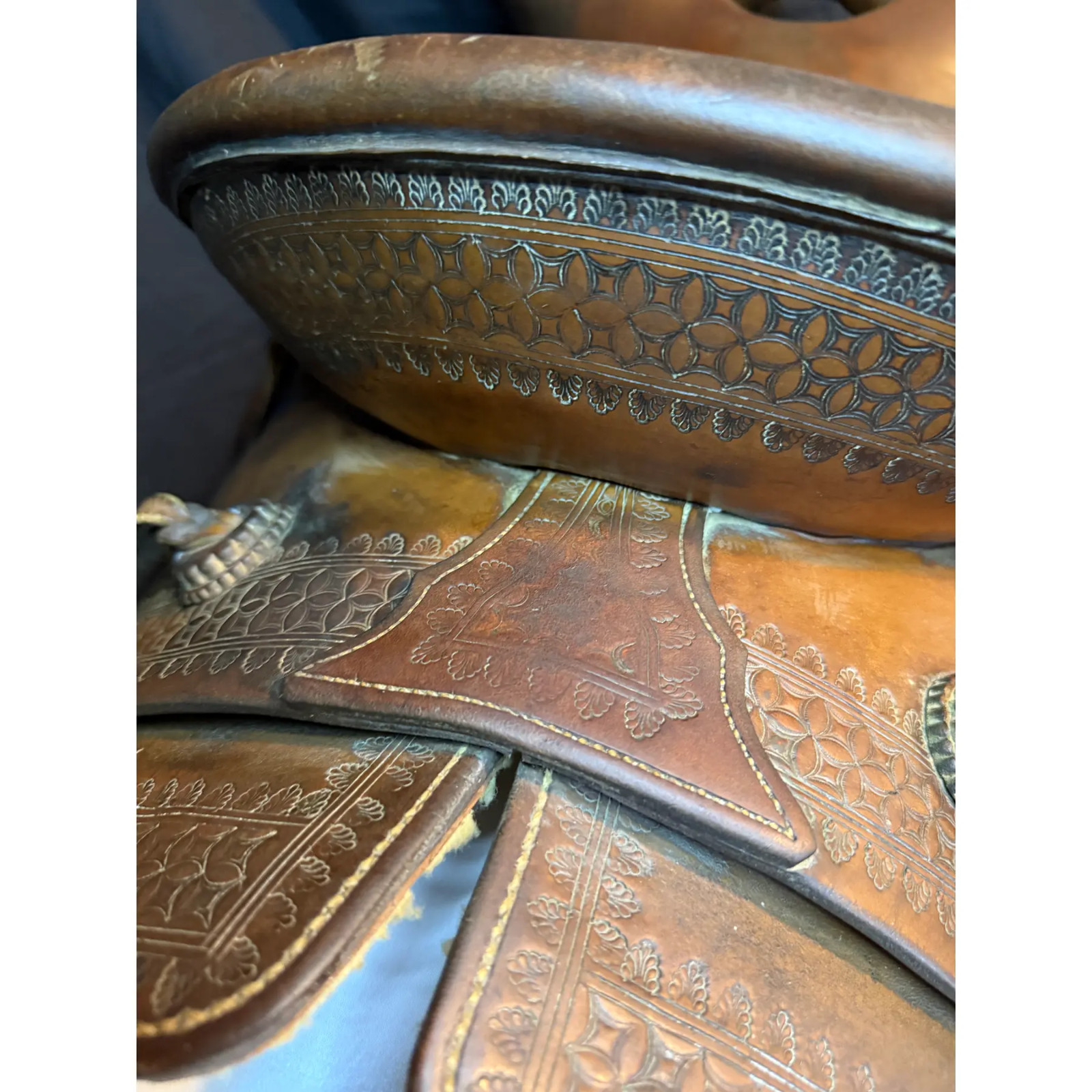 HH Heiser Collectors Saddle Vintage 1920s Dark Oil 14” Seat, Stamps 923/23905
