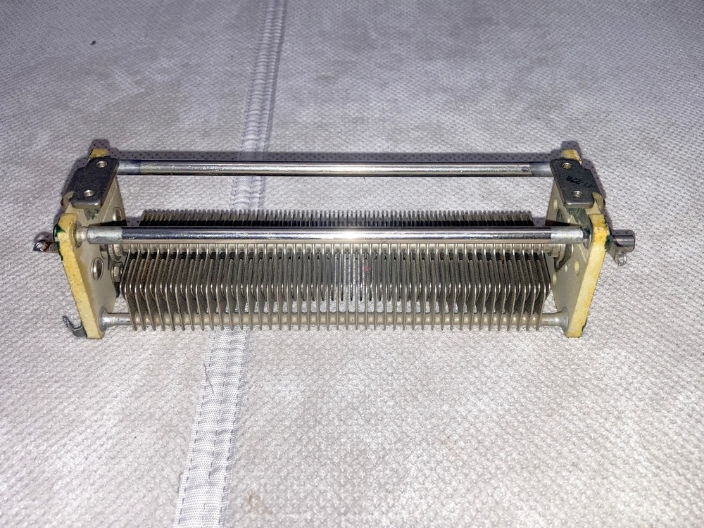 490 pf Max Variable Capacitor for Tuner or Receiver Project - Ham Radio